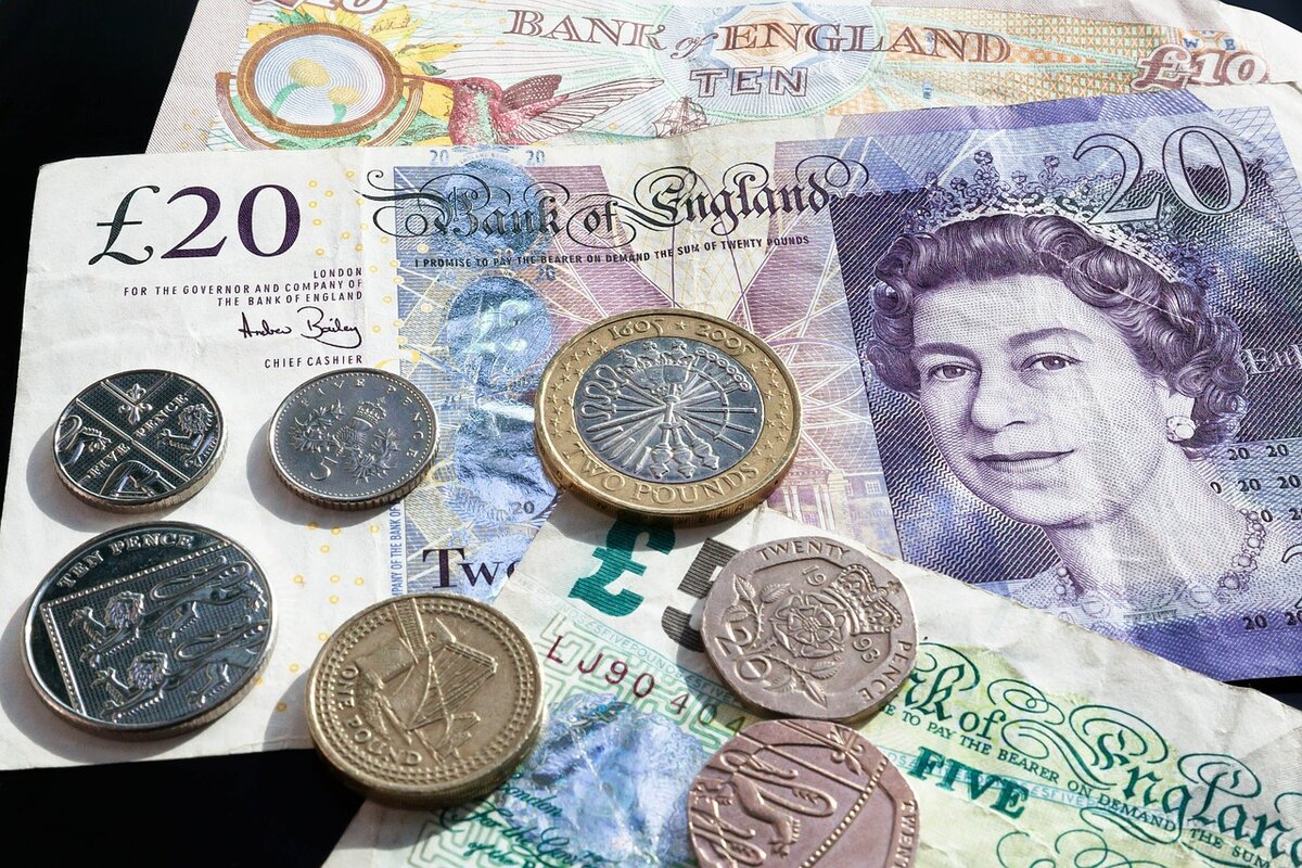 True but Misleading News: £5m Bill for Treasury to Get Rid of Old £1 Coins